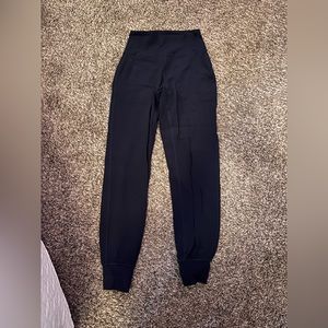 Lululemon align joggers 28’